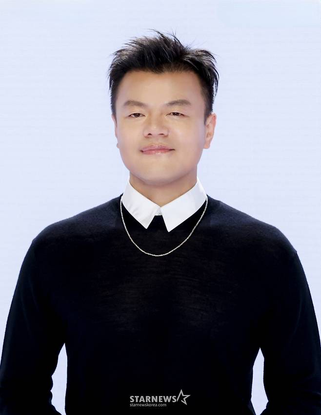 (서울=뉴스1) 허경 기자 = 이재명 대통령이 9일 대중문화교류위원회 공동위원장에 박진영 JYP엔터테인먼트 대표 프로듀서를 임명했다. (대통령실 제공. 재판매 및 DB 금지) 2025.9.9/뉴스1  Copyright (C) 뉴스1. All rights reserved. 무단 전재 및 재배포,  AI학습 이용 금지. /사진=(서울=뉴스1) 허경 기자