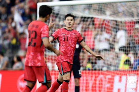이동경(11번)이 7일 오전 6시(한국시간) 미국 뉴저지의 스포츠일러스트레이티드 스타디움에서 열린 미국과 A매치에서 추가골을 넣고 세리머니하고 있다. /사진=대한축구협회(KFA) 제공