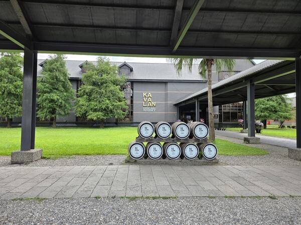 카발란 증류소 투어는 예약 없이 방문 가능하다.