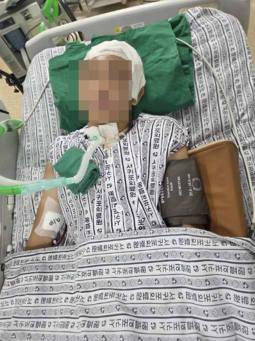 수술 받고 회복 중인 A 군의 모습. 사진=A 군 학부모 제공