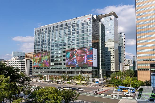 KT 광화문빌딩 웨스트 사옥 'KT 스퀘어' 전경. (KT 제공. 재판매 및 DB 금지) 2025.9.9/뉴스1