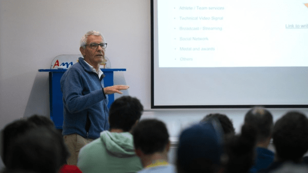 한국을 찾는 장 미쉘 프로노 이사. /사진=대한카누연맹