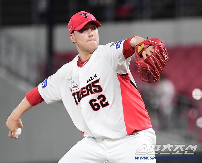 10일 광주 기아챔피언스필드에서 열린 KIA와 삼성의 경기. 투구하는 KIA 정해영. 광주=송정헌 기자songs@sportschosun.com/2025.09.10/