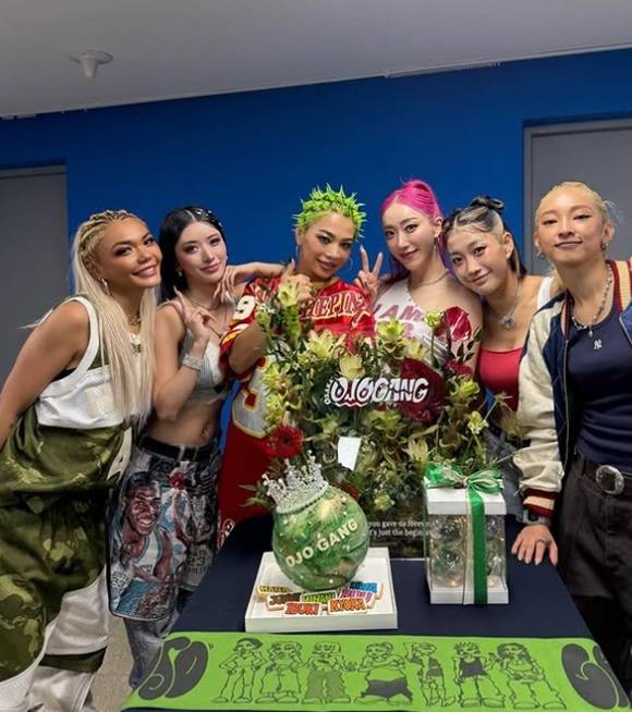 리더 이부키를 제외한 오사카 오죠 갱 멤버 6인이 지난 6~7일 열린 서울 콘서트에 참여했다. 이들은 지난 9일 리더 이부키의 콘서트 불참 논란과 관련한 입장문을 냈다. /인스타그램 캡처