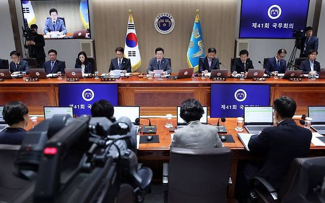 이재명 대통령이 9일 서울 용산 대통령실 청사에서 열린 국무회의에서 발언하고 있다.ⓒ뉴시스