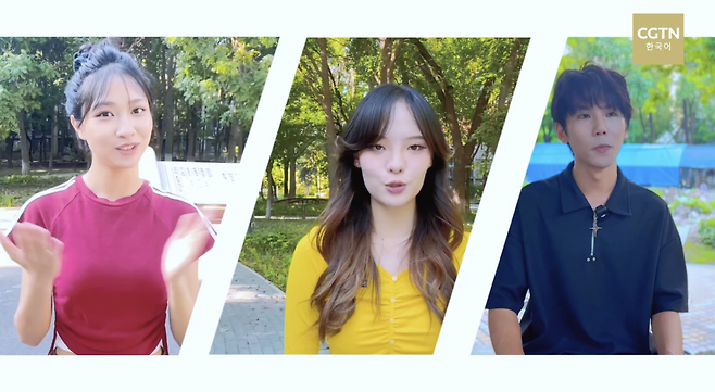 중국전매대 학생들이 한국 드라마와 K-팝에 관해 얘기하고 있다. CMG 제공