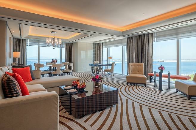 솔레어 리조트 엔터테인먼트 시티 시그니처 스위트