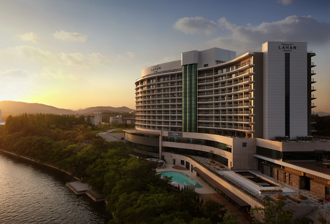 라한셀렉트경주 전경. 라한셀렉트경주 누리집 갈무리