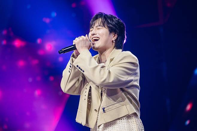 목 부상에도 열창하는 타케나카 유다이.