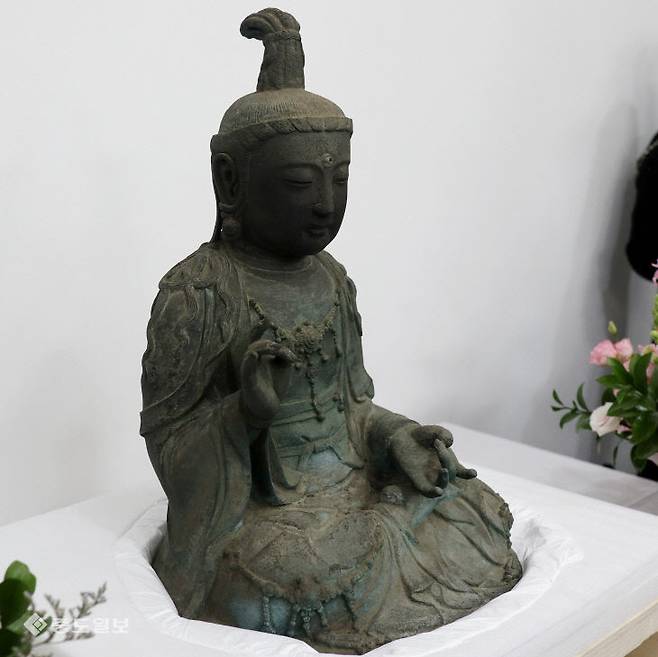 일본 대마도 관음사에 돌려준 부석사 불상(사진)이 일본 현지에서 그리고 한국에서 각각 동일한 형태로 제작 중으로 고려 때 불상 재현기술을 견주는 시간이 될 전망이다. &nbsp;(사진=중도일보DB)
