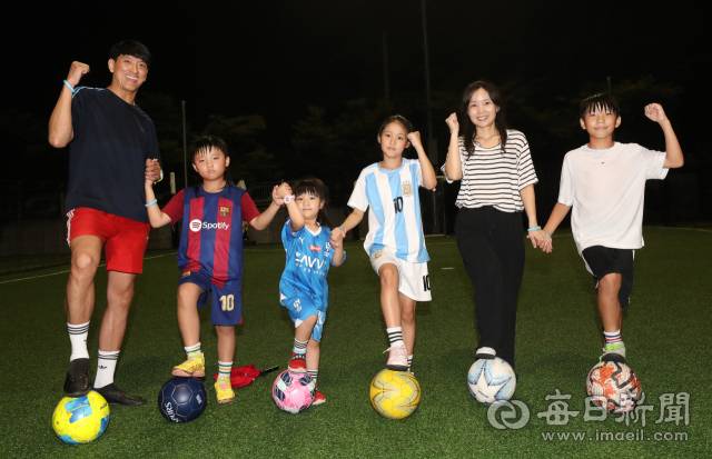 다둥이 4남매를 키우는 박진석·윤현주 씨 부부는 매주