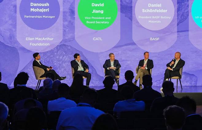 지난 8일(현지시간) 독일 뮌헨에서 열린 ‘IAA 모빌리티 2025’에서 전기차 관련 컨퍼런스가 진행되고 있다. (사진=이데일리 이배운 기자)