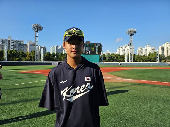 2026년도 KBO 신인 드래프트에서 최대어로 꼽히는 북일고 3학년 투수 박준현. 학교폭력 논란에도 1순위로 지명받을지 관심이 쏠린다. 고봉준 기자