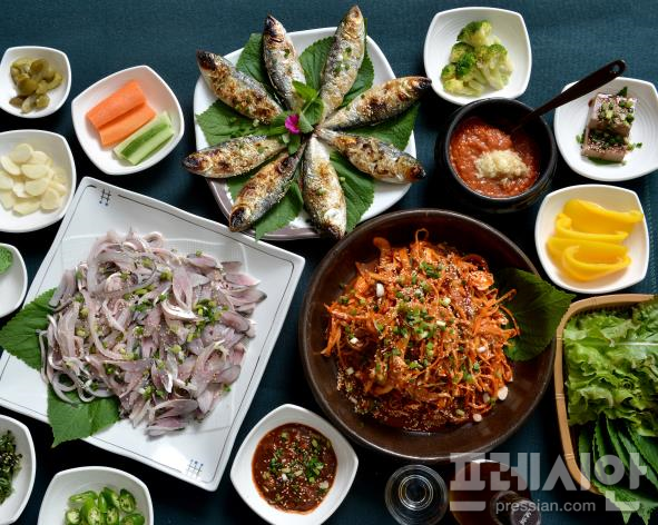 ▲전어회, 전어회무침, 전어구이 코스 요리ⓒ광양시