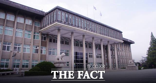 원광대학교 대학본부 전경. /원광대