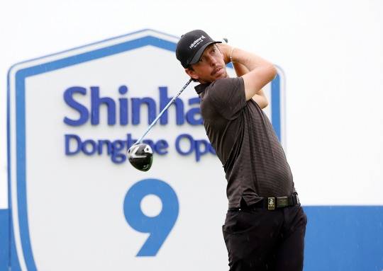 2라운드 선두 헬그렌. 사진[연합뉴스]