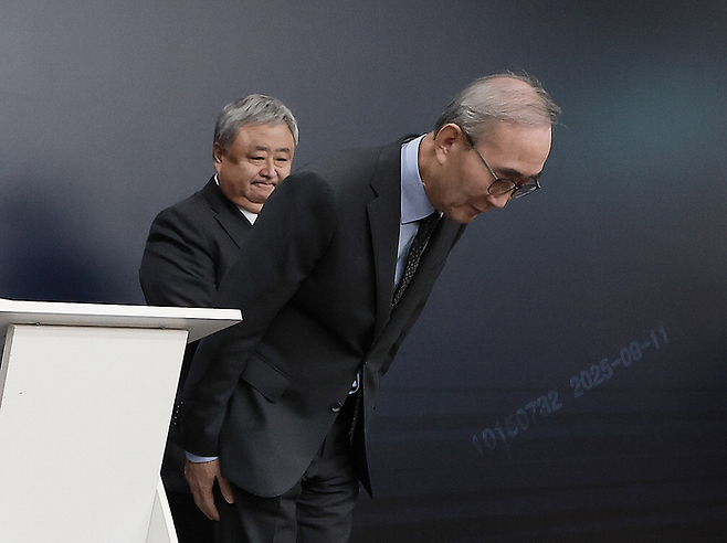 (Lee Seung-hwan)