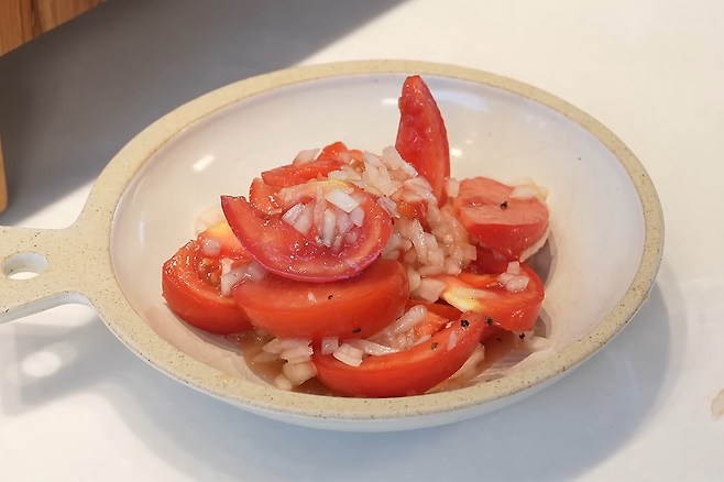 토마토 샐러드