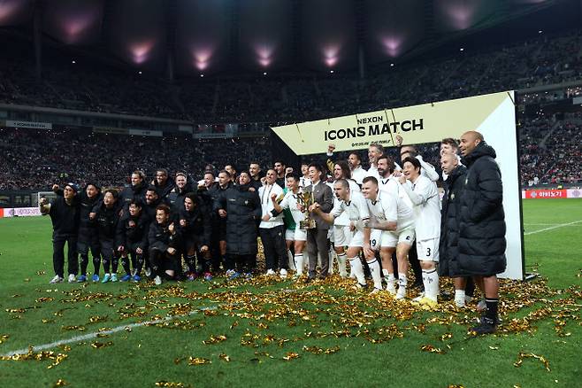 지난해 10월 서울월드컵경기장에서 열린 아이콘매치. 사진=넥슨