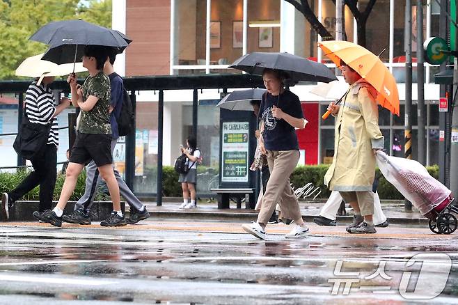 비 내리는 거리.(뉴스1 DB)