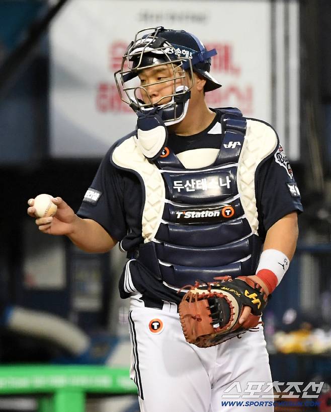 6일 잠실구장에서 열린 LG 트윈스와 두산 베어스의 경기. 두산 김기연이 수비를 하고 있다. 잠실=박재만 기자 pjm@sportschosun.com/2025.08.06/