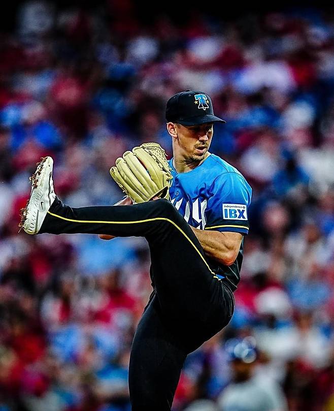 워커 뷸러. 사진=필라델피아 필리스 SNS