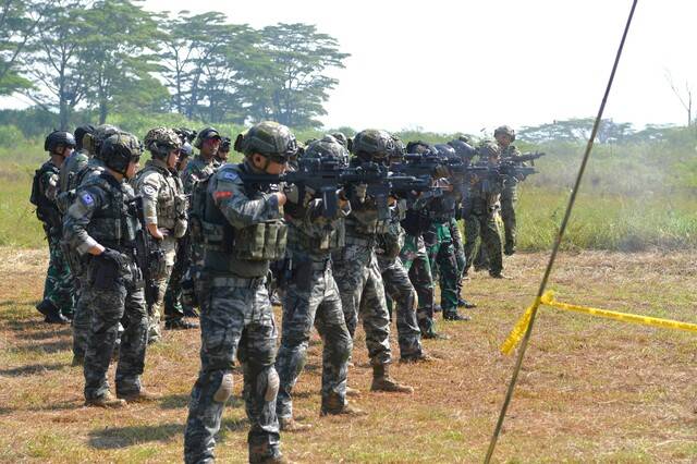 해병대 훈련 모습으로 기사 내용과 관련 없는 사진. 연합뉴스