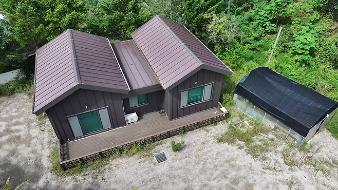 경기도 화성시 제부리에 위치한 단독주택이 경매로 나온 가운데 오는 1일  4차 경매가 진행된다. 이건욱 PD