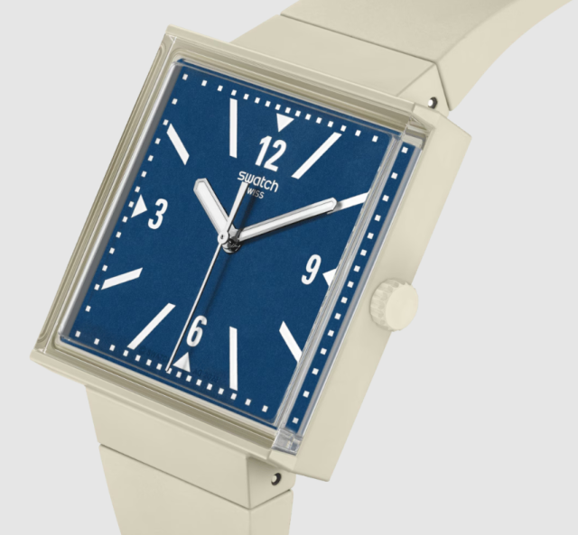 스와치가 출시한 한정판 시계. 트럼프가 스위스에 부과한 39% 고율관세를 지적하듯 숫자판의 3과 9의 위치가 바뀌어 있다. 스와치 홈페이지 캡처