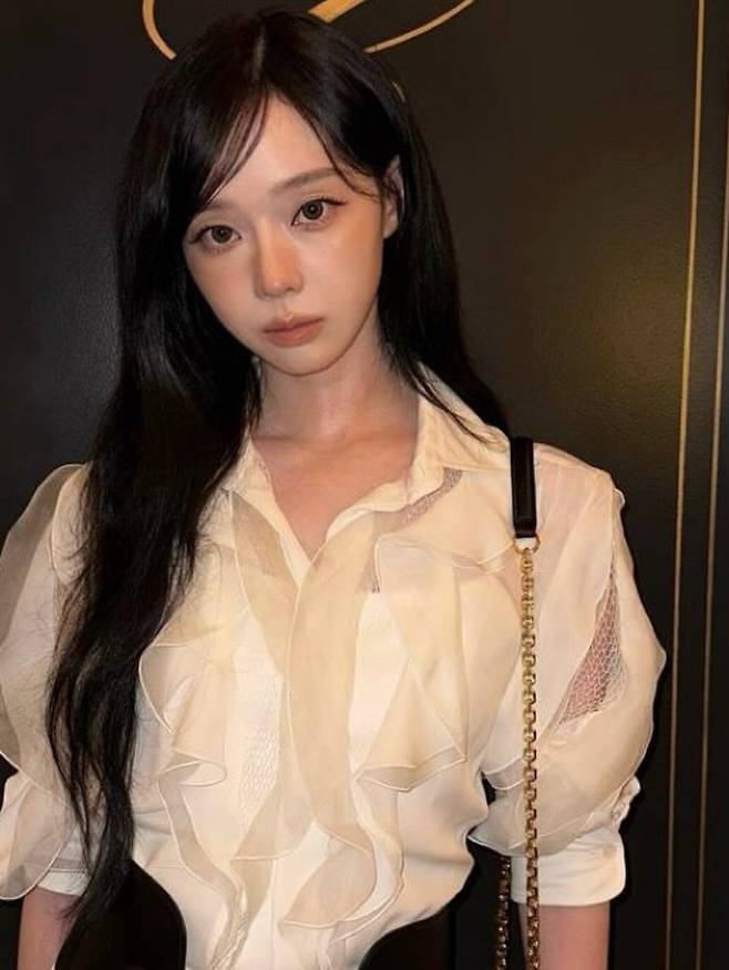 사진 = 윈터 인스타그램