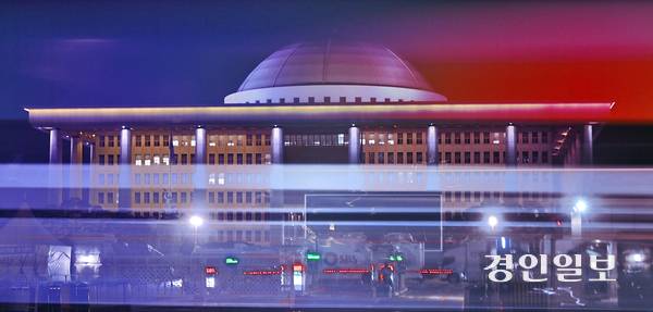 15일부터 나흘간 이재명 정부 첫 정기국회 대정부 질문이 열릴 예정이다. 사진은 서울 국회의사당 전경. /경인일보DB