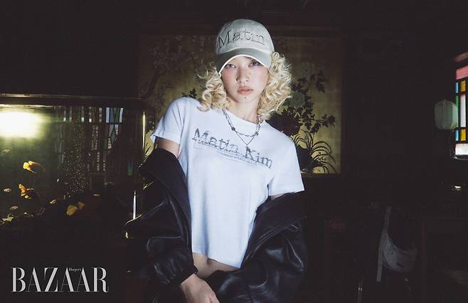 하퍼스 바자 코리아 9월호에서 마뗑킴 착장을 선보인 일본 댄서 쿄카.(마뗑킴제공)