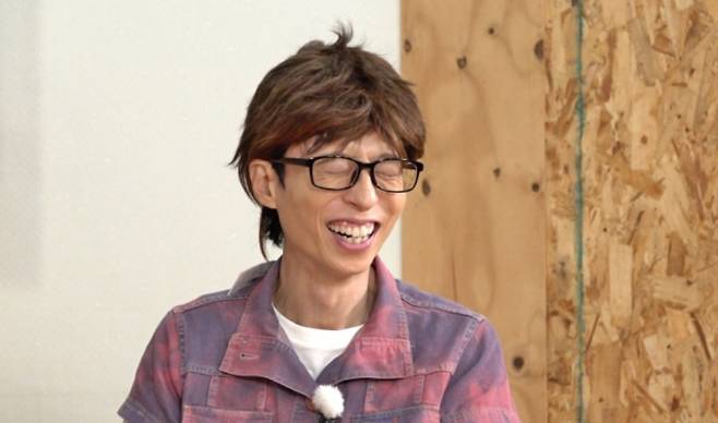 ‘런닝맨’ 유재석, 슈퍼스타 친척과 우연한 만남