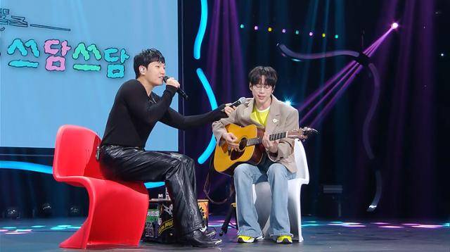 '더 시즌즈-10CM의 쓰담쓰담'은 지난 5일 첫 방송을 시작했다. KBS2 제공