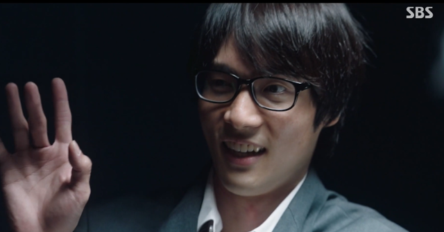 이태구가 서구완을 연기해 시청자들의 시선을 사로잡았다. SBS '사마귀' 방송 캡처