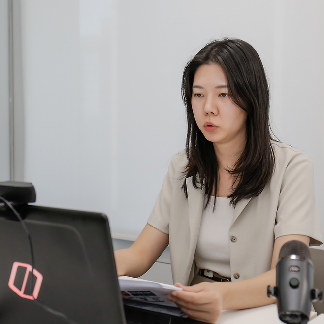 매경·대신증권 재테크 콘서트를 진행하는 박세라 대신증권 연구원<사진=대신증권>