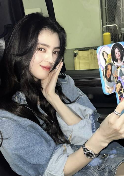 한소희 소셜 계정 캡처