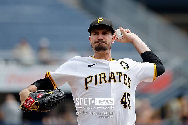 ▲ 앤드류 히니는 인센티브 달성 요건을 코앞에 두고 방출 통보를 받았다