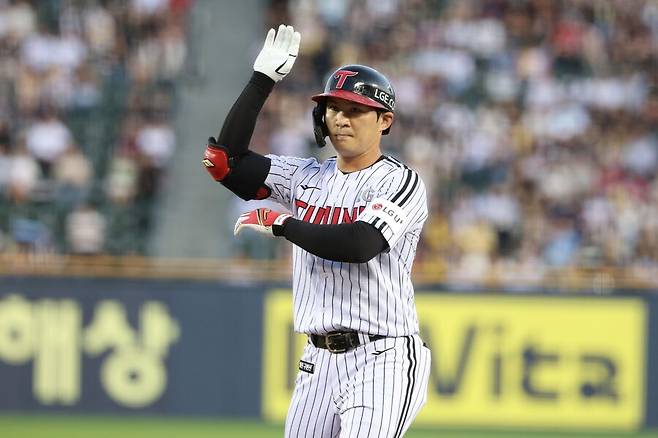 ▲ 경기 초반 결정적인 순간 타점을 만들며 팀 타선을 이끈 오지환 ⓒLG트윈스