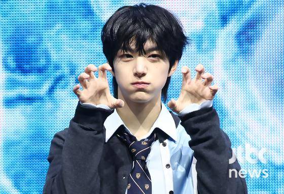 그룹 아이딧(IDID) 백준혁