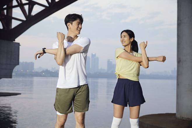 가벼운 운동은 혈액순환을 원활하게 해서 안색을 개선하는 효과가 있다.[사진=클립아트코리아]