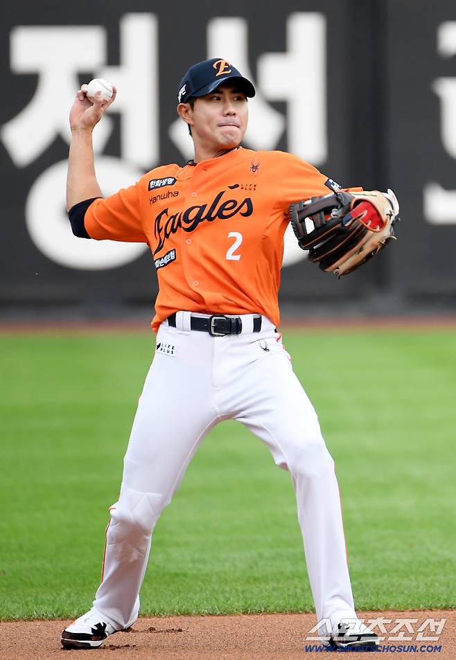 14일 대전 한화생명볼파크에서 열린 한화 이글스와 키움 히어로즈의 경기. 한화 심우준이 수비를 하고 있다. 대전=박재만 기자 pjm@sportschosun.com/2025.09.14/