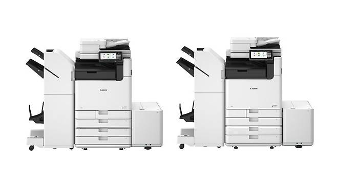 컬러 복합기 imageFORCE C5100 시리즈(왼쪽)와 흑백 복합기 imageFORCE 6100 시리즈. 캐논코리아 제공