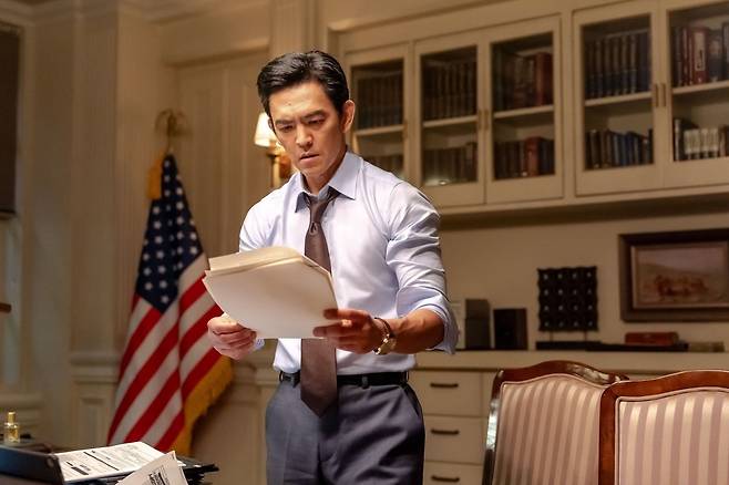 디즈니+ 드라마 '북극성' 앤더슨 밀러 役의 존 조. / 사진. © 디즈니+