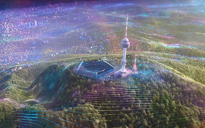 넷플릭스 애니메이션 영화 <케이팝 데몬 헌터스>엔 서울 남산의 공연장이 나온다. 이지녀 만신은 “이 장면을 보면서 나라의 제를 올리던 국사당이 일제에 의해 남산에서 인왕산으로 쫓겨난 게 생각났다”며 “제 자리로 복원돼야 한다”고 말했다. 넷플릭스