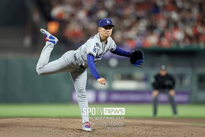 ▲ 야마모토는 올해 다저스 선발 로테이션의 붕괴를 막아서며 연봉 이상의 효과를 뽑아내고 있다