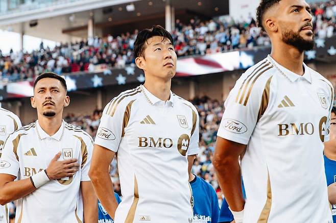 ▲ LAFC 합류 후 꾸준히 득점포를 이어온 부앙가와, MLS 데뷔골을 신고한 손흥민은 이제 팀의 핵심 공격진으로 자리잡았다. 두 선수의 파괴력과 호흡은 LAFC 공격력의 핵심 동력으로, 남은 시즌 MLS컵 우승 도전의 가장 큰 무기가 될 전망이다. ⓒ LAFC