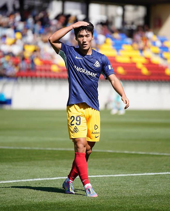 스페인 2부 라리가2 FC안도라 김민수가 14일 코르도바와의 리그 5라운드 홈경기에서 역전 결승골을 터뜨린 뒤 골 세리머니를 하고있다. /사진=김민수 SNS 캡처