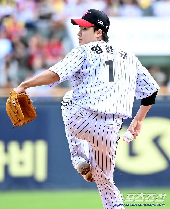 13일 잠실야구장에서 열린 KIA와 LG의 경기, LG 선발투수 임찬규가 역투하고 있다. 잠실=허상욱 기자wook@sportschosun.com/2025.09.13/