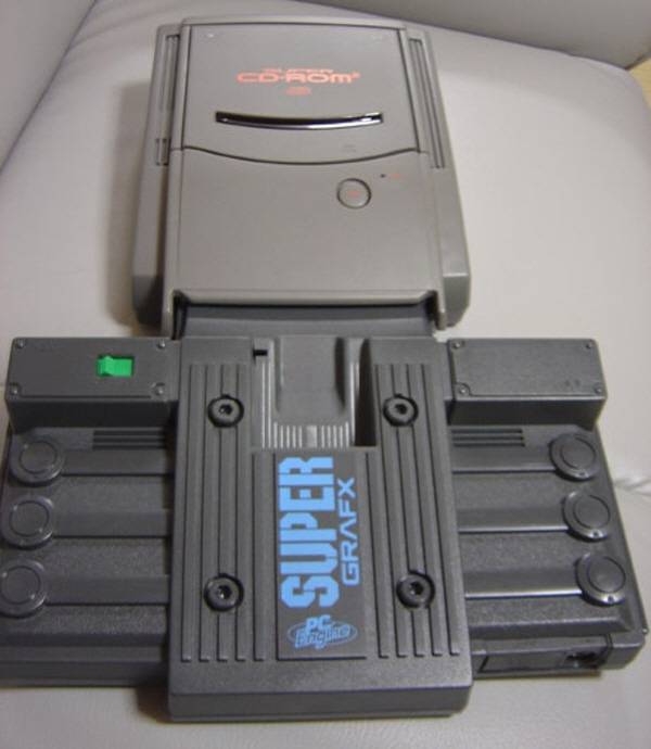 에일리언 새끼가 완성본으로 거듭난 느낌이다